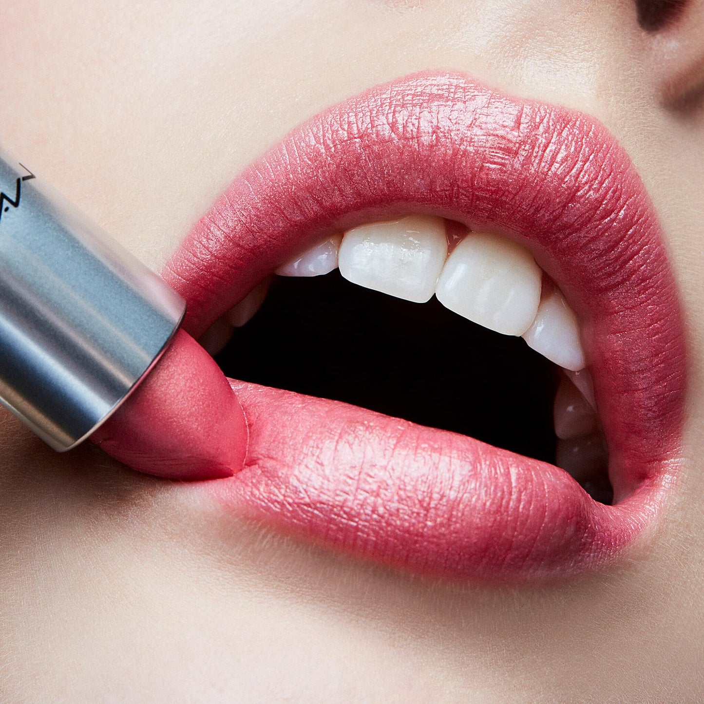 MAC Frost Lipstick # Bombshell