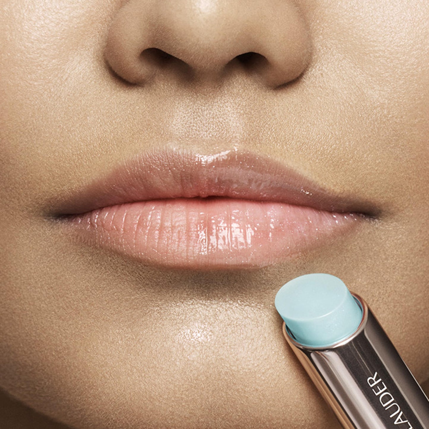 Estée Lauder Futurist HydraPlump Tinted Lip Balm | Includes Hyaluronic Acid + pH-Adaptive Color | Hydrates, Strengthens Lip Barrier, 709 Sheer Oasis