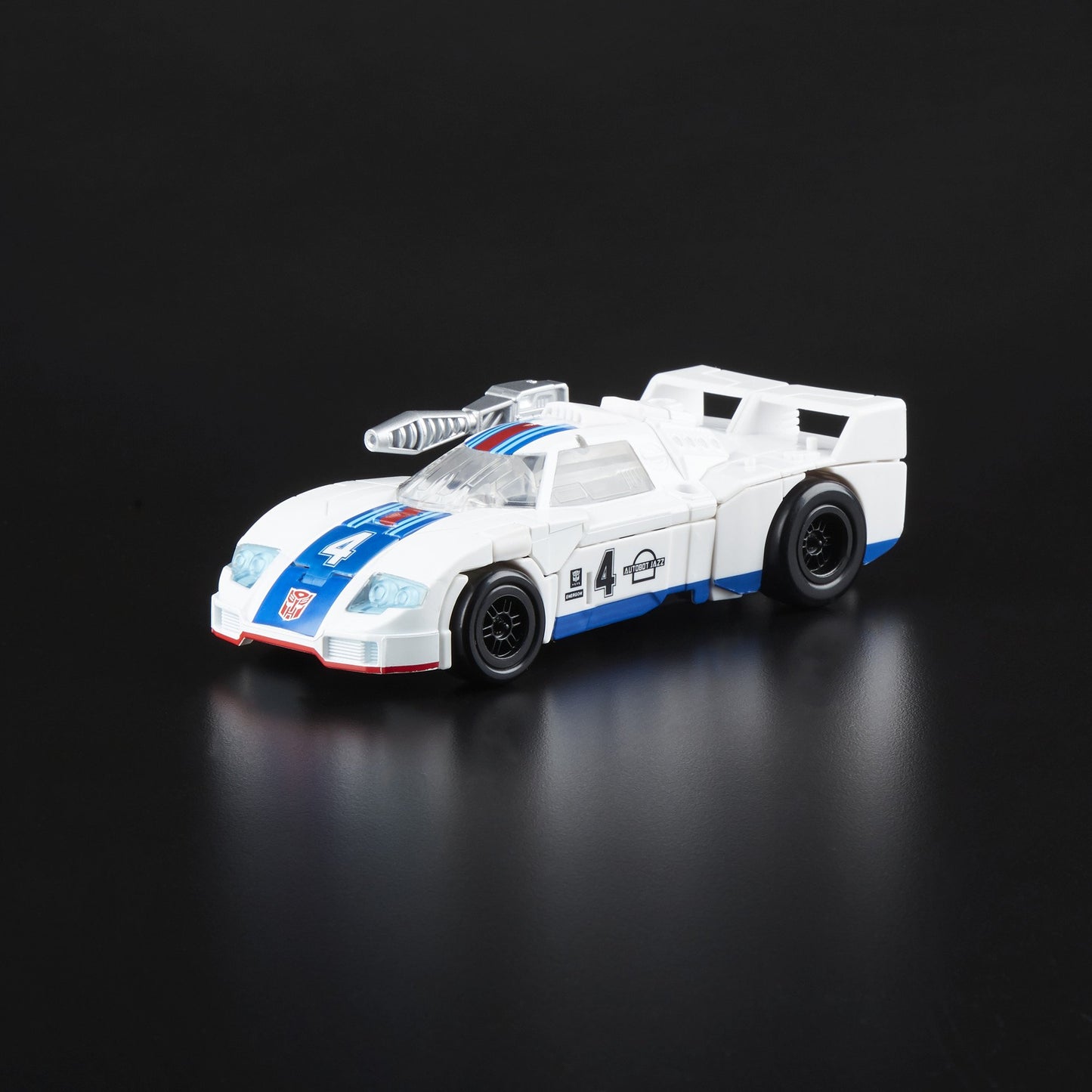 Transformers: Generations Power of the Primes Deluxe Class Autobot Jazz