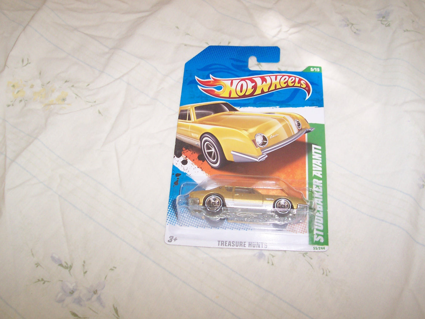 Hot Wheels 2011 Studebaker Avanti Treasure Hunt #5 of 15