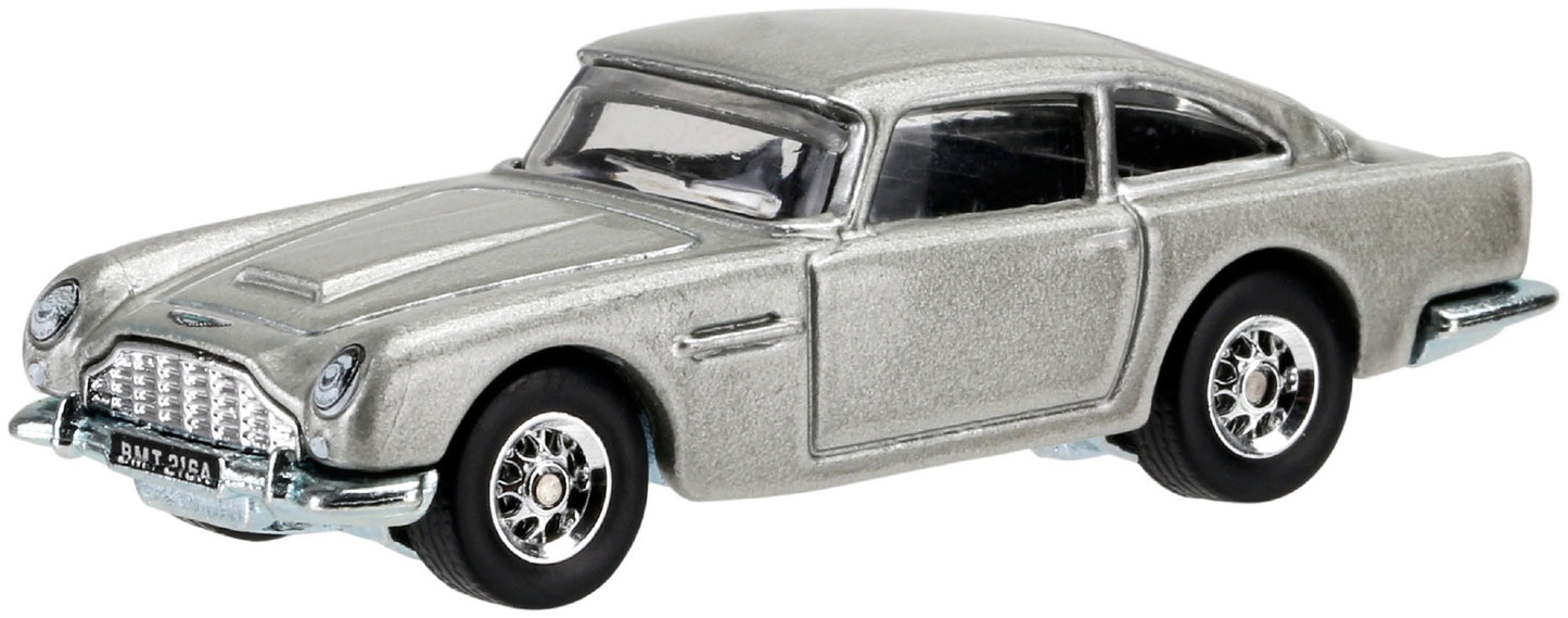 Hot Wheels Retro Entertainment Diecast Aston Martin DB5 Vehicle