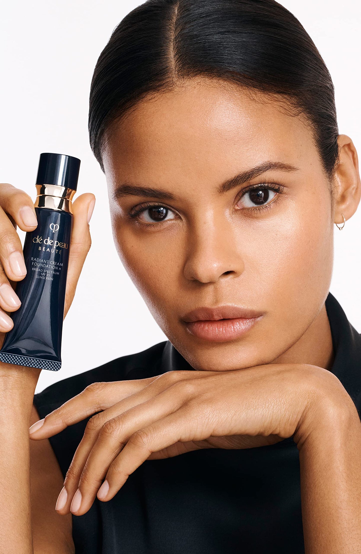 Clé de Peau Beauté, Radiant Cream Foundation SPF 25, O90