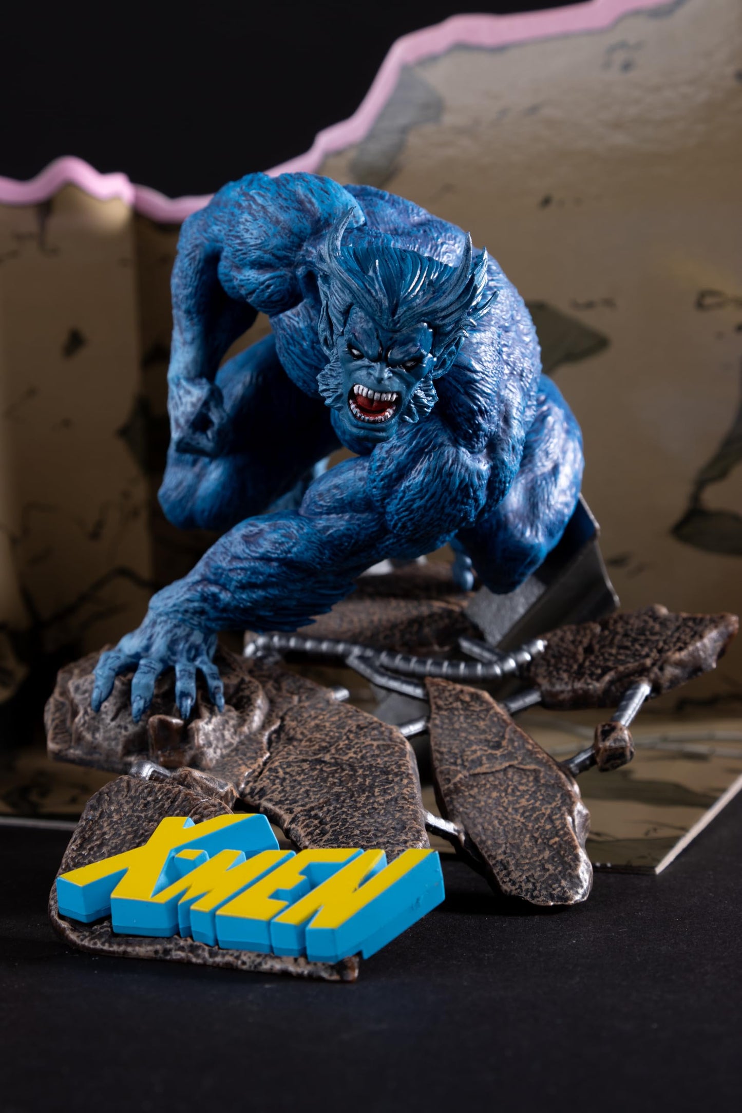 McFarlane Marvel Beast 1:10th Scale Collectible with Scene (X-Men #1) Toys