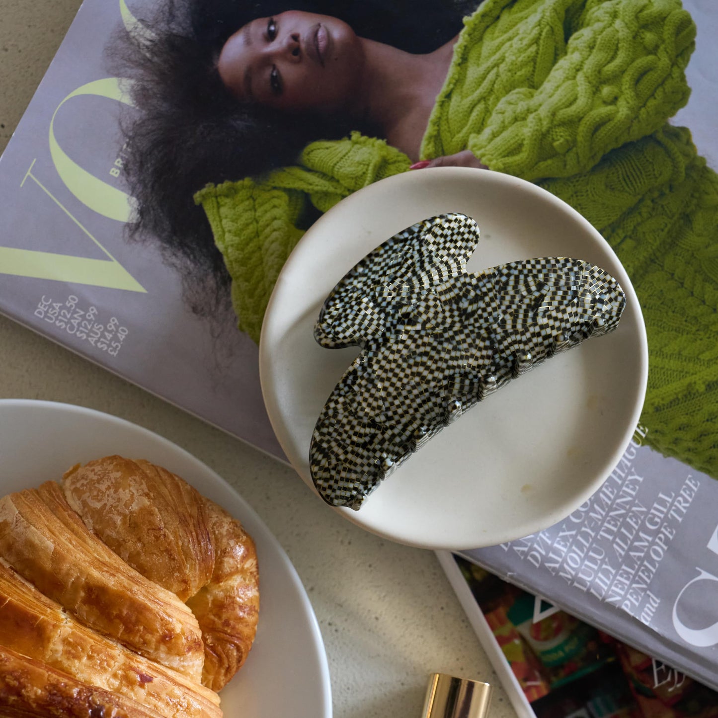 Tortoise Hair Clip for Thick Hair, Large Couture Claw Clip for Women, Extra Strong Hold, Damage-Free Comfort, Elegant French Design, Tokyo | France