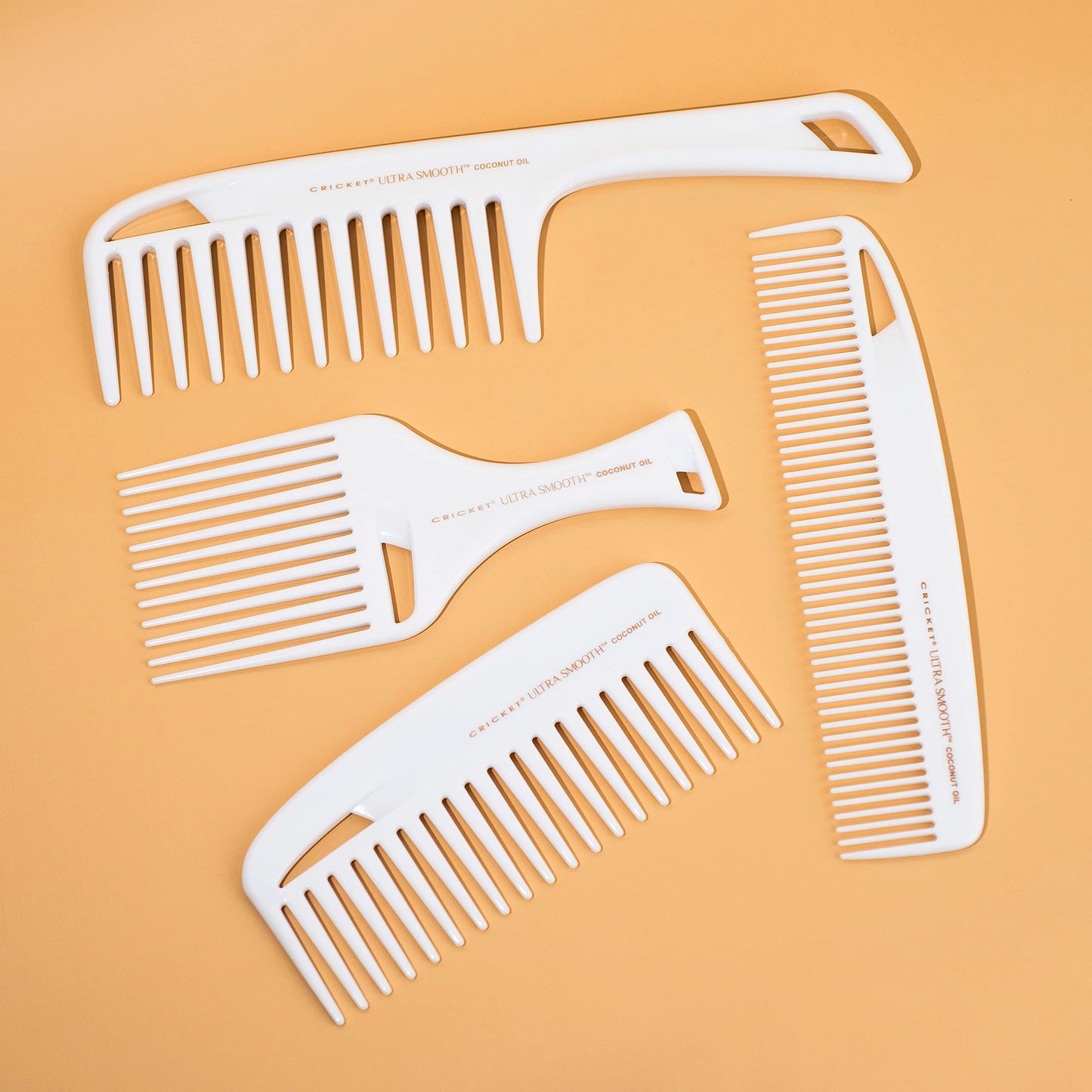 Cricket Ultra Smooth Coconut Dressing Comb - Infused with Coconut Oil & Keratin for Frizz-Free Shine, Ideal for Styling, Smoothing, and Cutting
