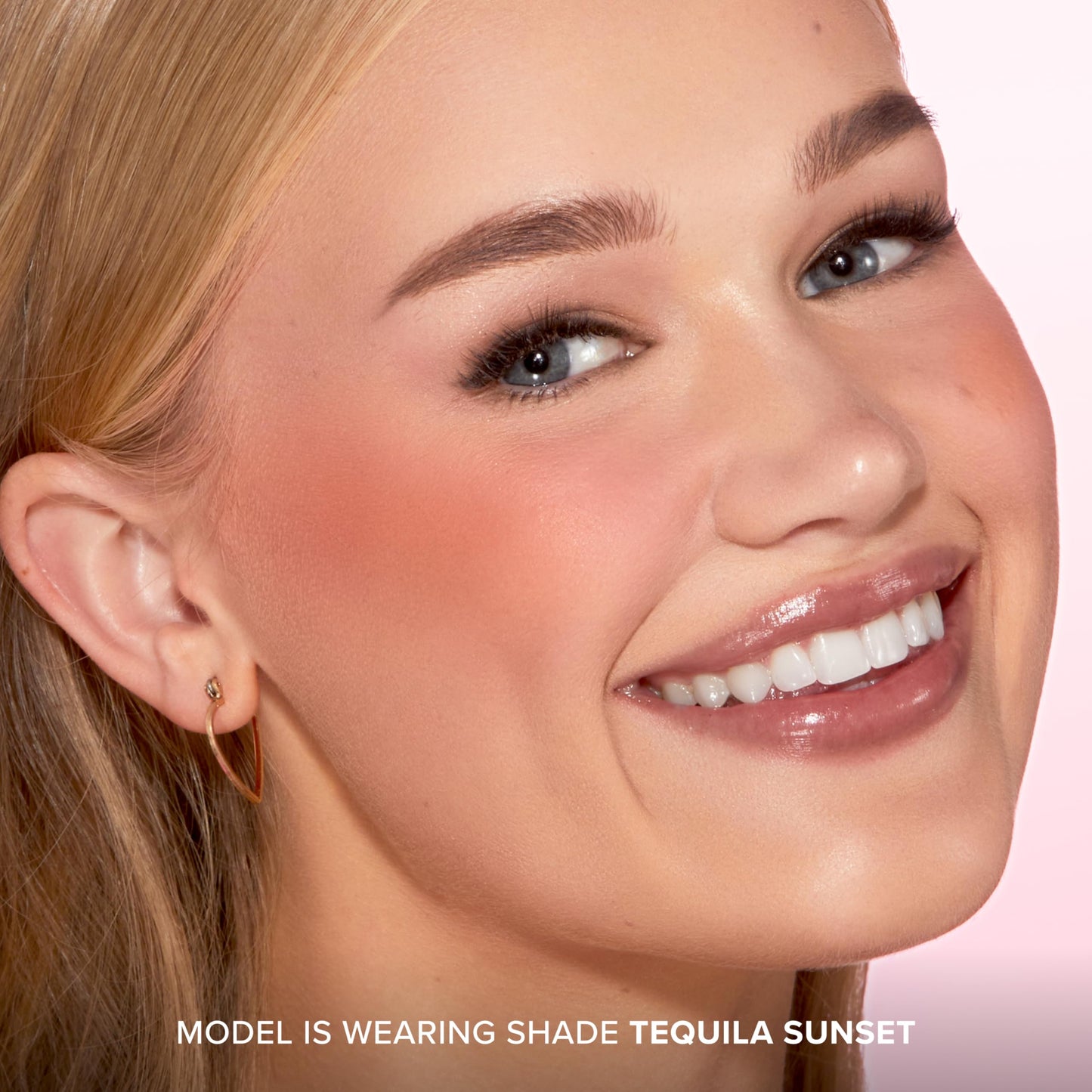 Too Faced Cloud Crush Blurring Blush | Velvety, Blendable, High Pigment Powder Blush for Cheeks, 0.17 Ounce, Velvet Crush