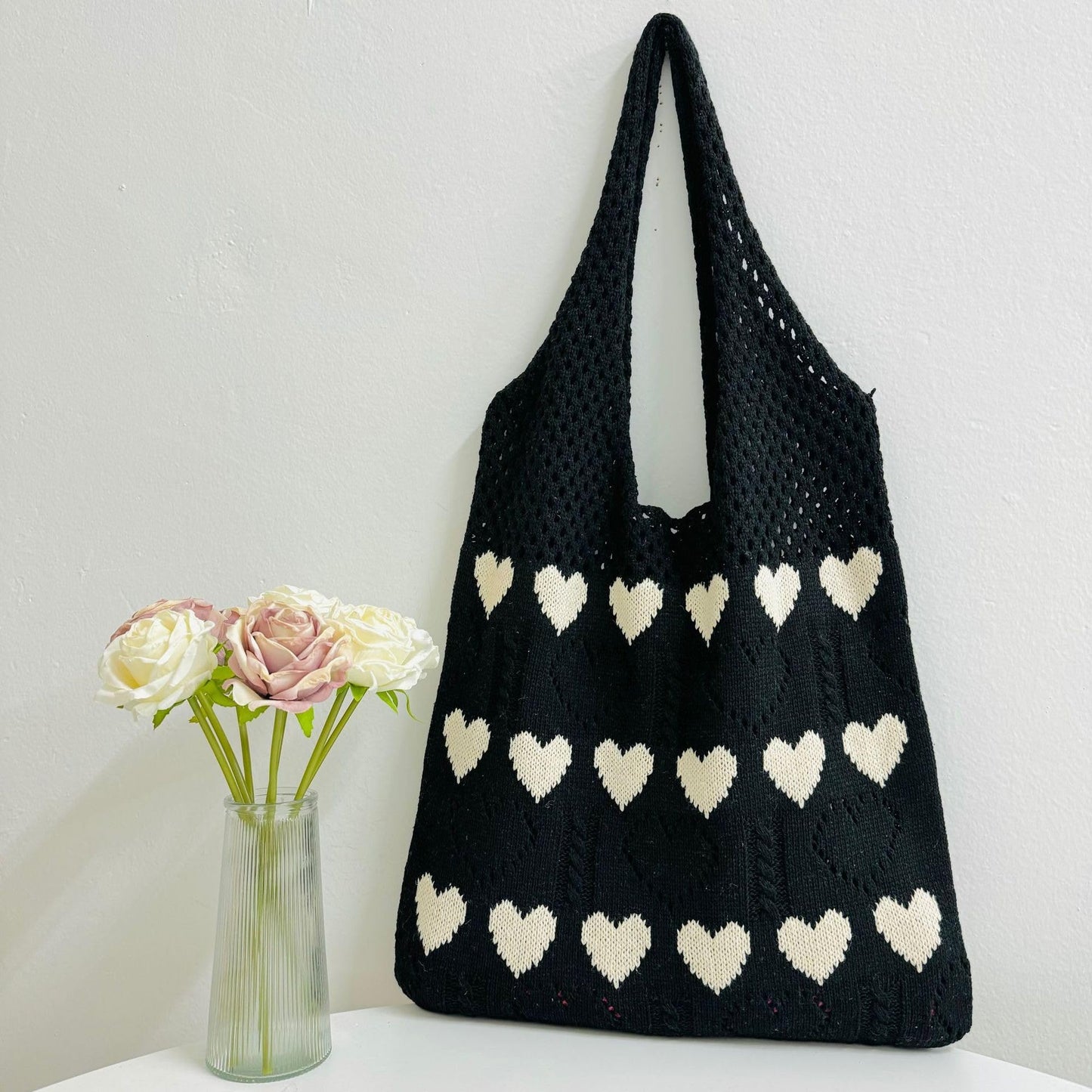 Pokn Heart Crochet Tote Bag Cute Purse for Women Cutecore Key Chain Y2K Accessories Valentines Aesthetic Handbags for Women (N-Black)