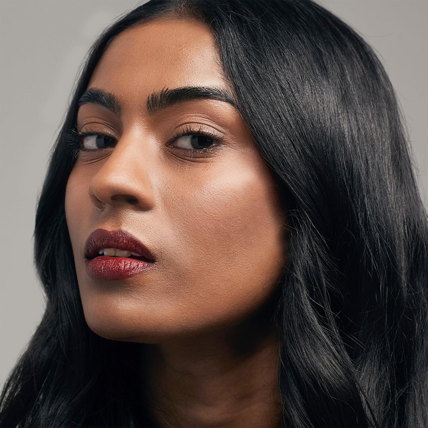 VASANTI Matte Crush Lipstick Pencil (Va Va Voom!) | Long-Lasting, Water-Resistant Lip Liner Pencil that Won’t Smudge | Highly Pigmented, Soft Matte
