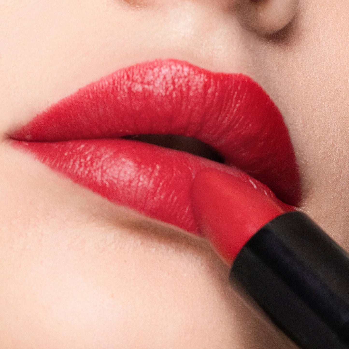 Trish McEvoy Easy Lip Gloss in Shade Vixen, 3 ml / 0.10 fl oz.