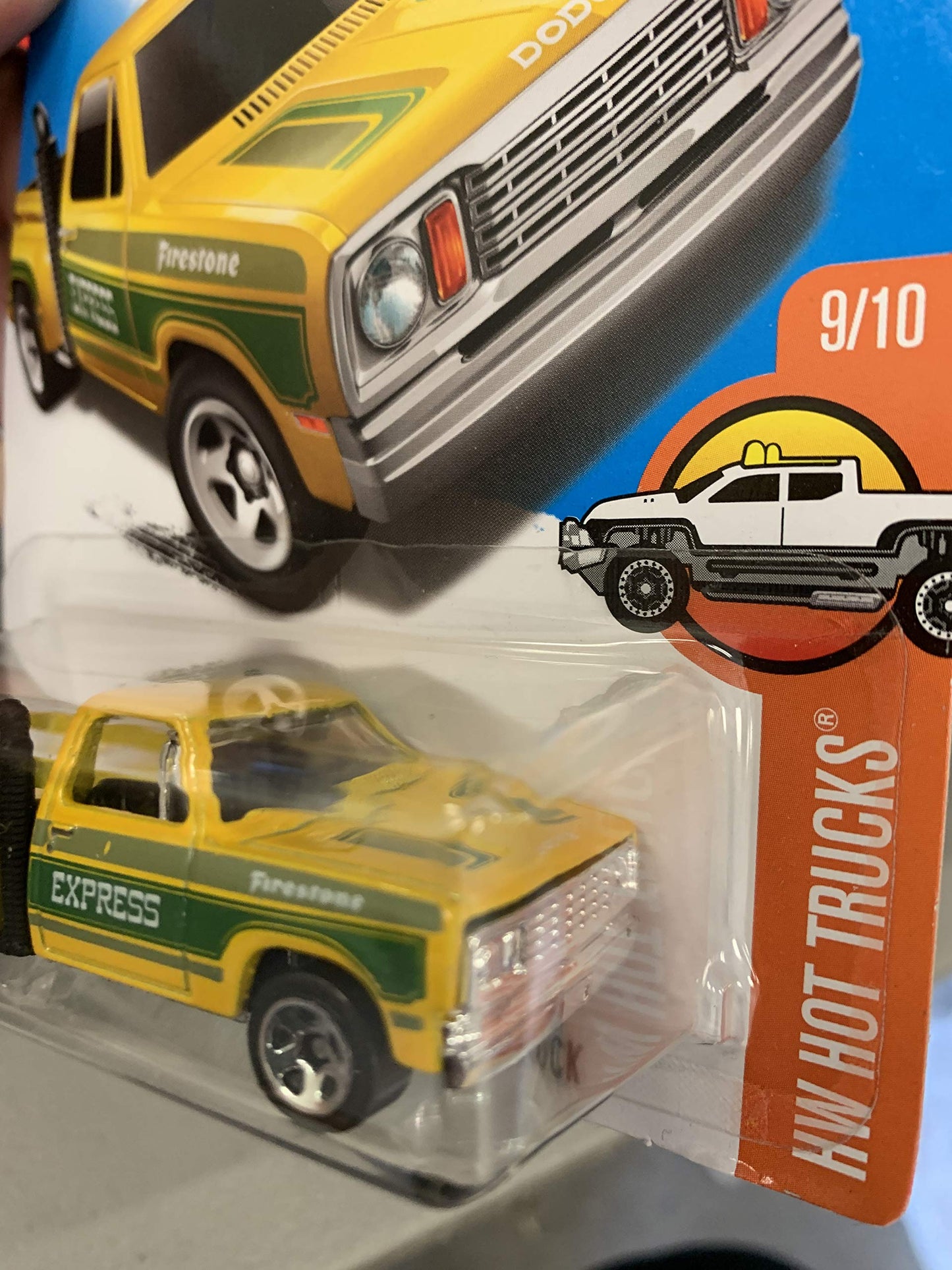 Hot Wheels, 2017 HW Hot Trucks, 1978 Dodge Li'l Red Express Truck [Yellow] 11/365
