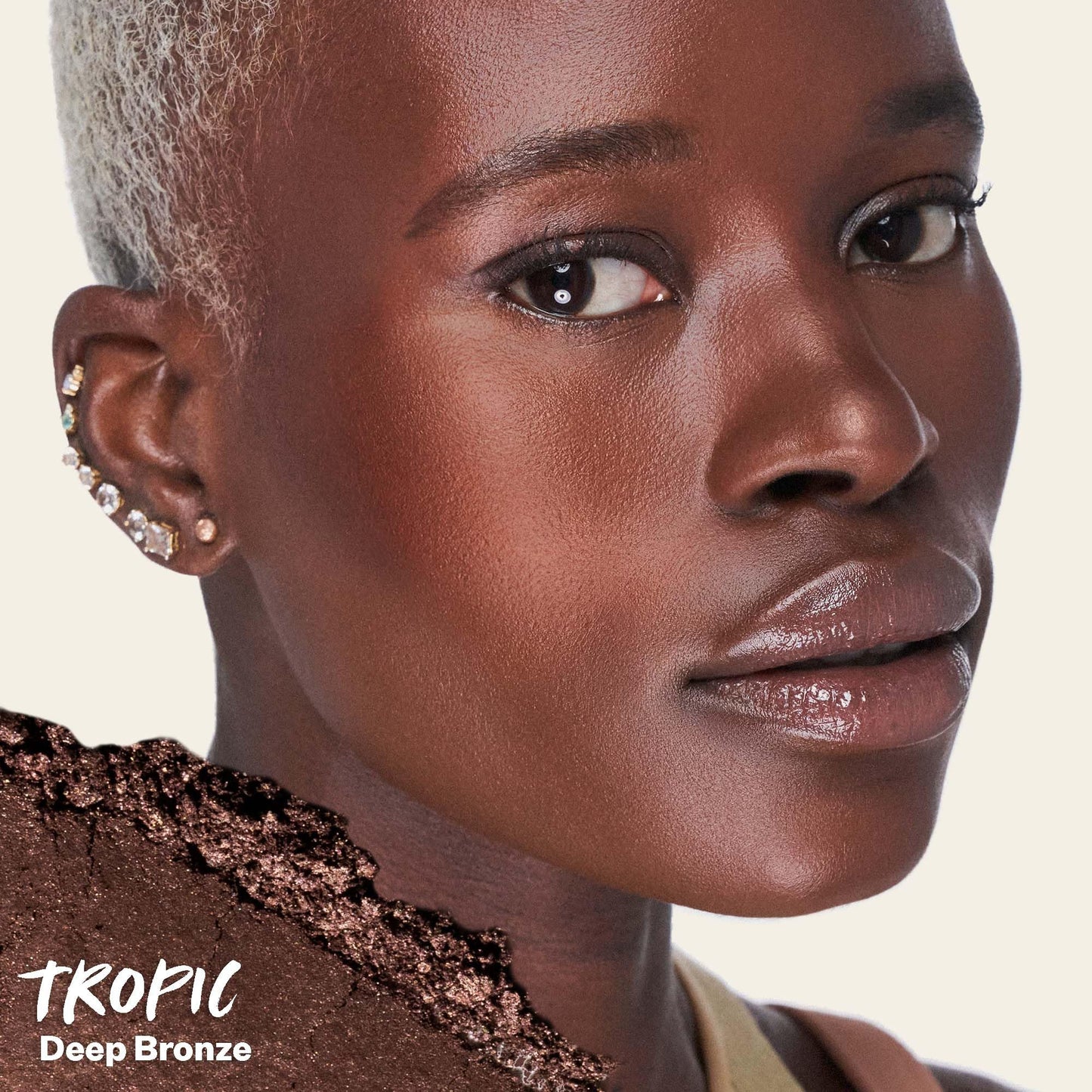 Kosas The Sun Show Glowy Warmth Baked Bronzer - Talc-Free Powder Bronzer for Face, Buildable Color, Natural Glow, Lightweight Finish, Tropic