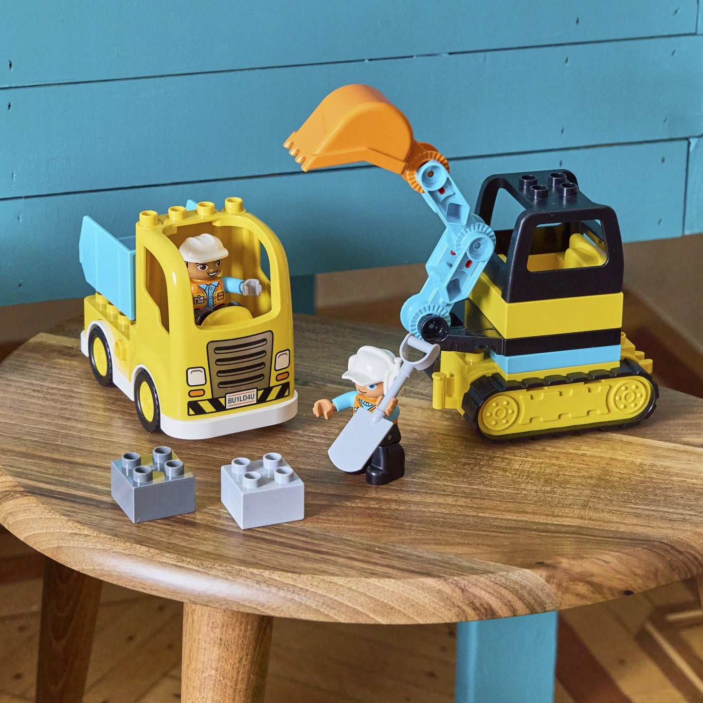 LEGO DUPLO Town Truck & Tracked Excavator 10931, Preschool Construction Toy, Learning Building Blocks Gift for Toddlers Boys & Girls Ages 2-3