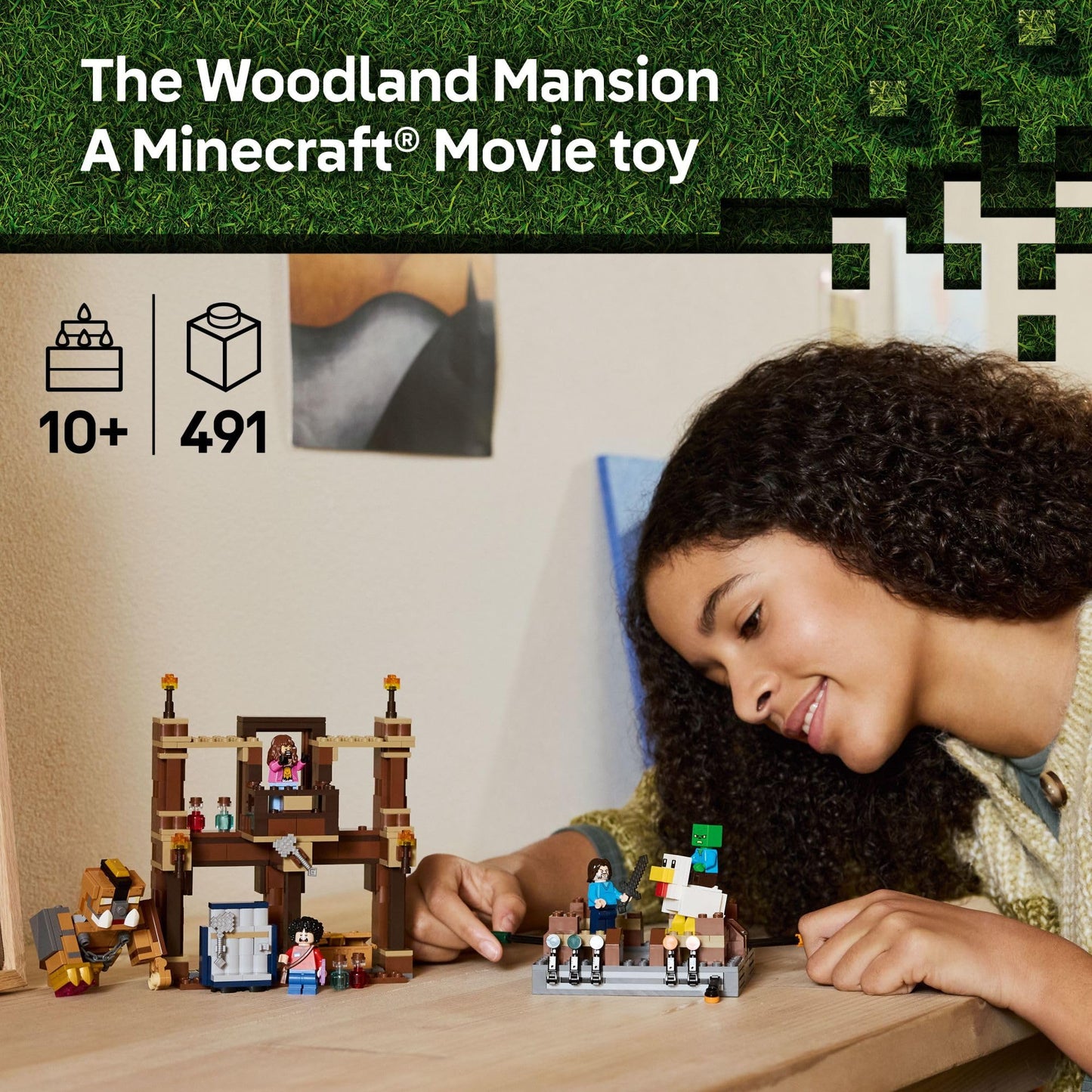 LEGO Minecraft Woodland Mansion Fighting Ring, Building Toy for Kids 10+, Includes Steve, Garrett, Henry & Chicken Jockey Figures, Birthday Gift 21272
