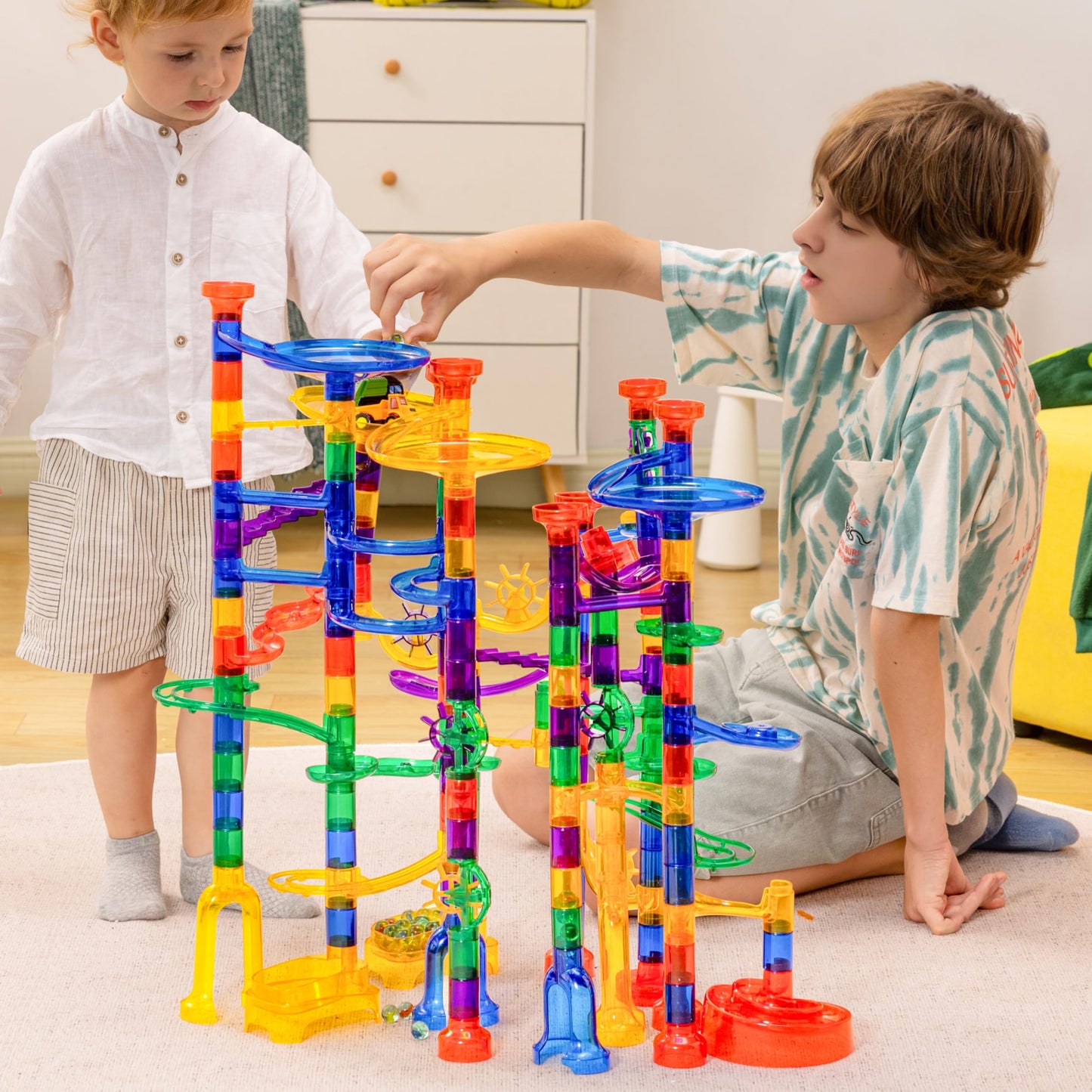 JOYIN 207pcs Glowing Marble Run – STEM Building Blocks Toy with 5 Glow-in-the-Dark Glass Marbles, Educational Construction Set for Kids