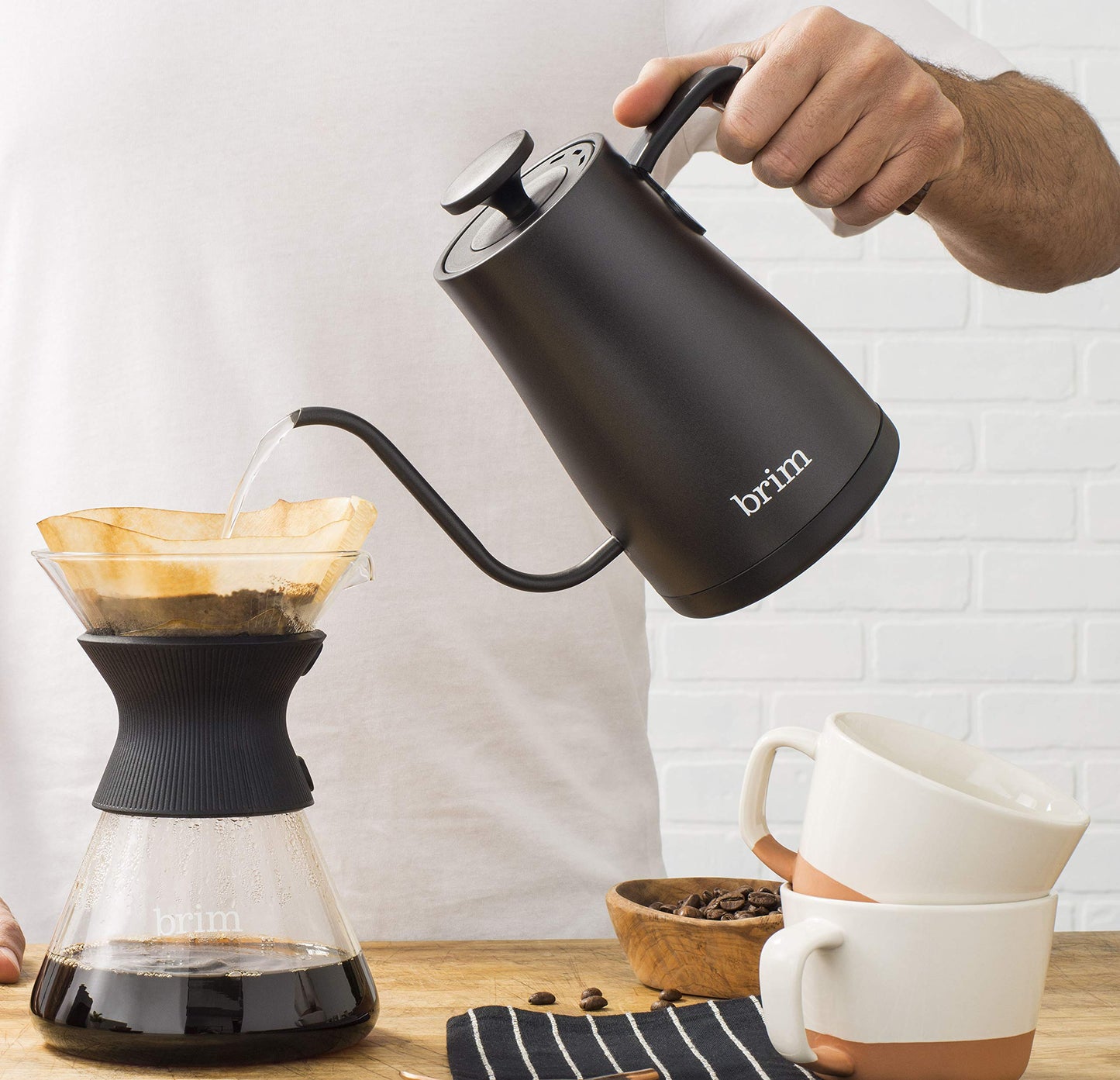 brim Temperature Control Electric Gooseneck Kettle with Capacitive Touch, Black