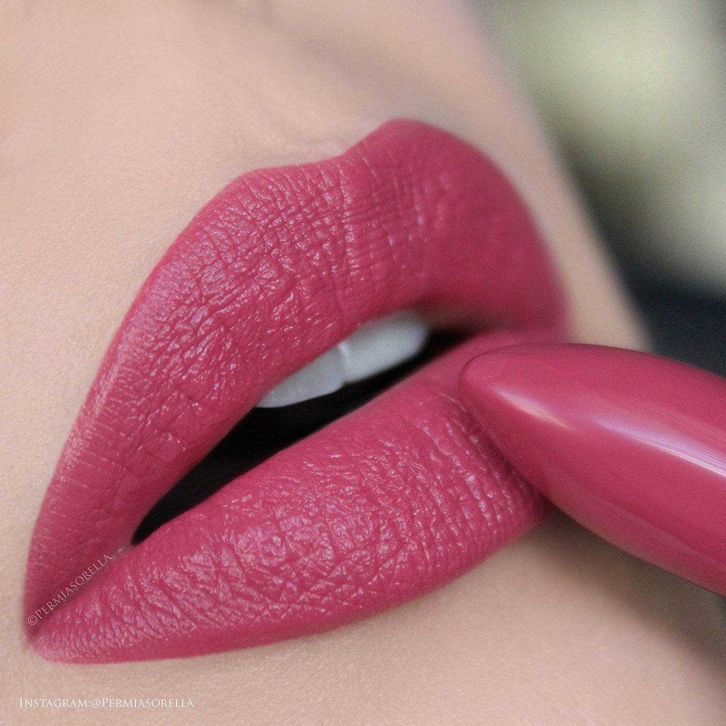 Youngblood Mineral Cosmetics Natural Mineral Creme Lipstick (Envy)