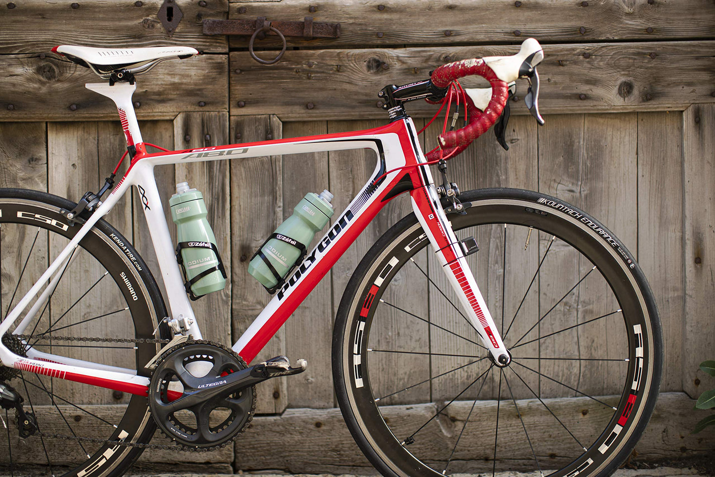 CamelBak Podium Chill Insulated Bike Water Bottle 21 oz, Pink/Ultramarine