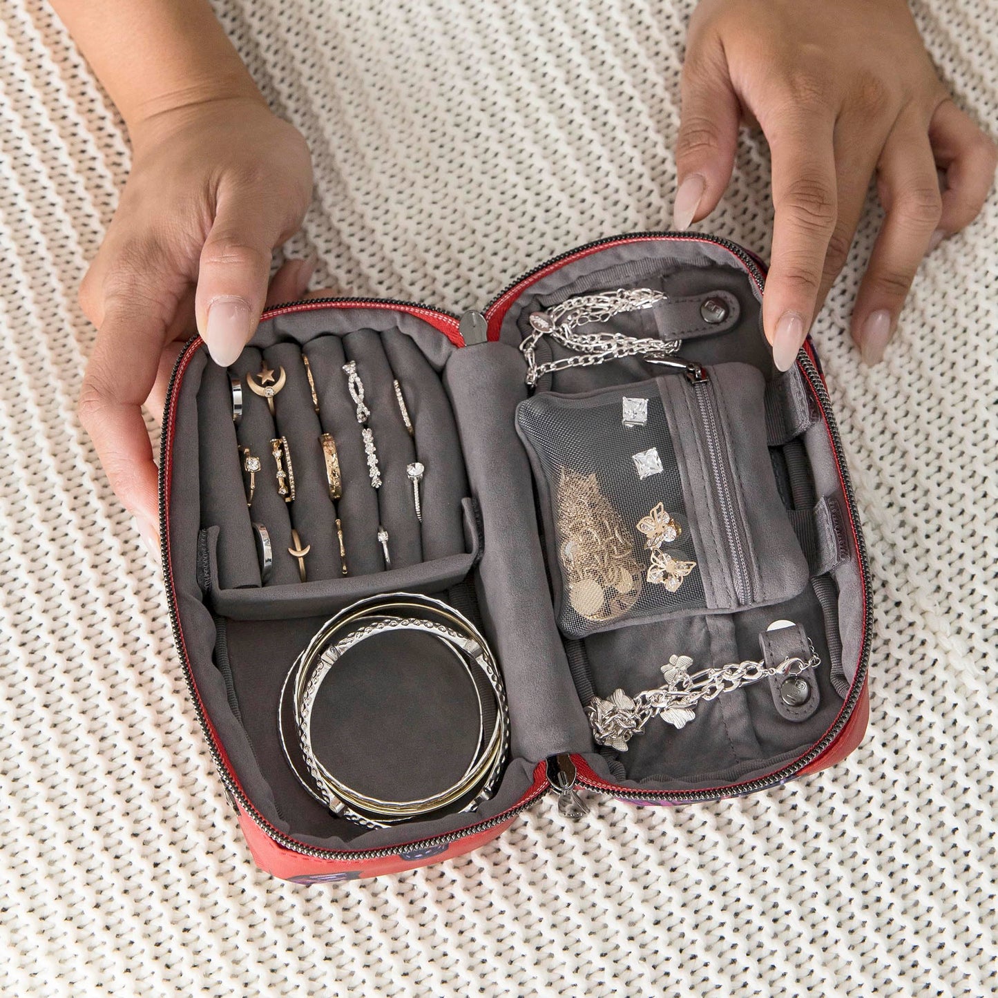 Lug Swizzle Jewelry Case, ZEBRA SAND