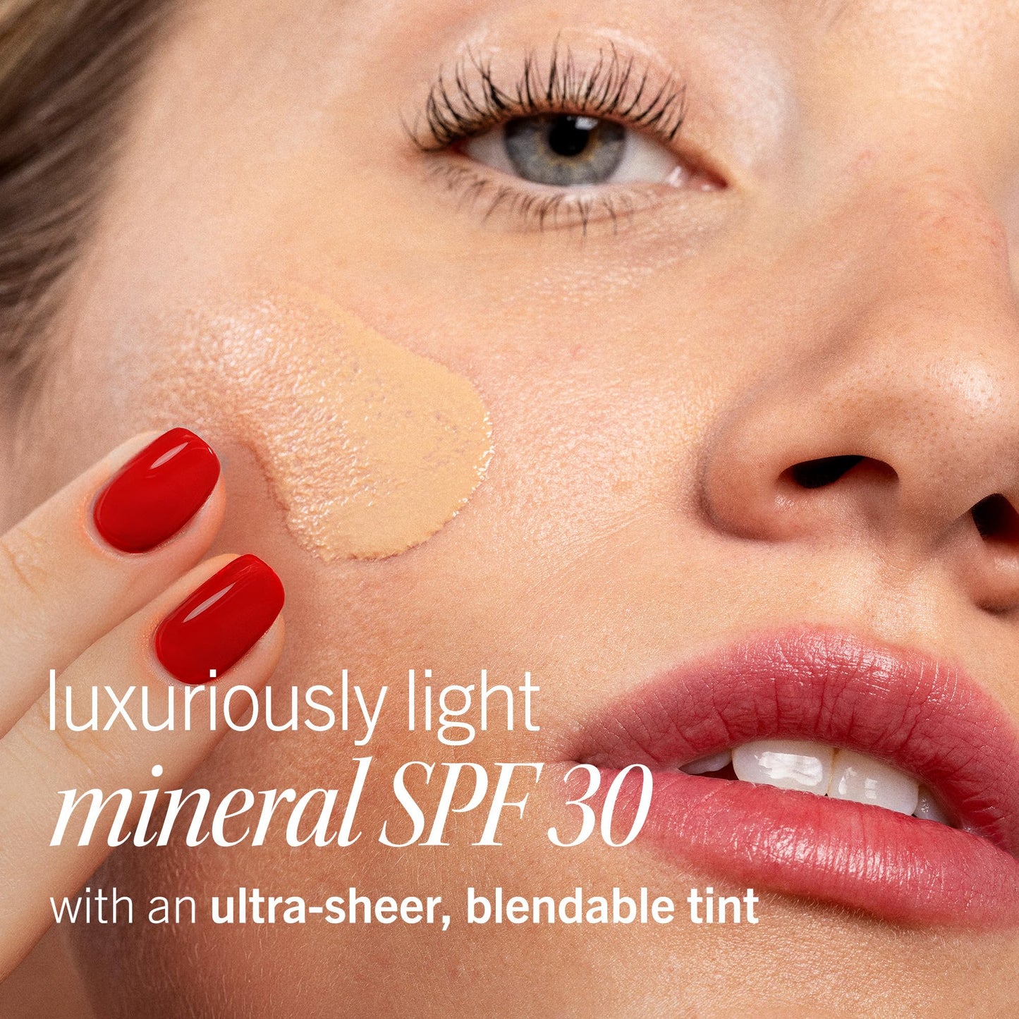 First Aid Beauty - Weightless Liquid Mineral Sunscreen with Zinc Oxide Broad Spectrum SPF 30, Luxuriously Light Ultra Sheer Tint for Everyday Use