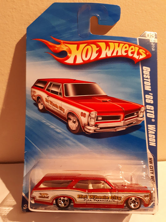 Hot Wheels 2010 City Works 03/10 RED and White City FIRE Department Custom '66 GTO Wagon