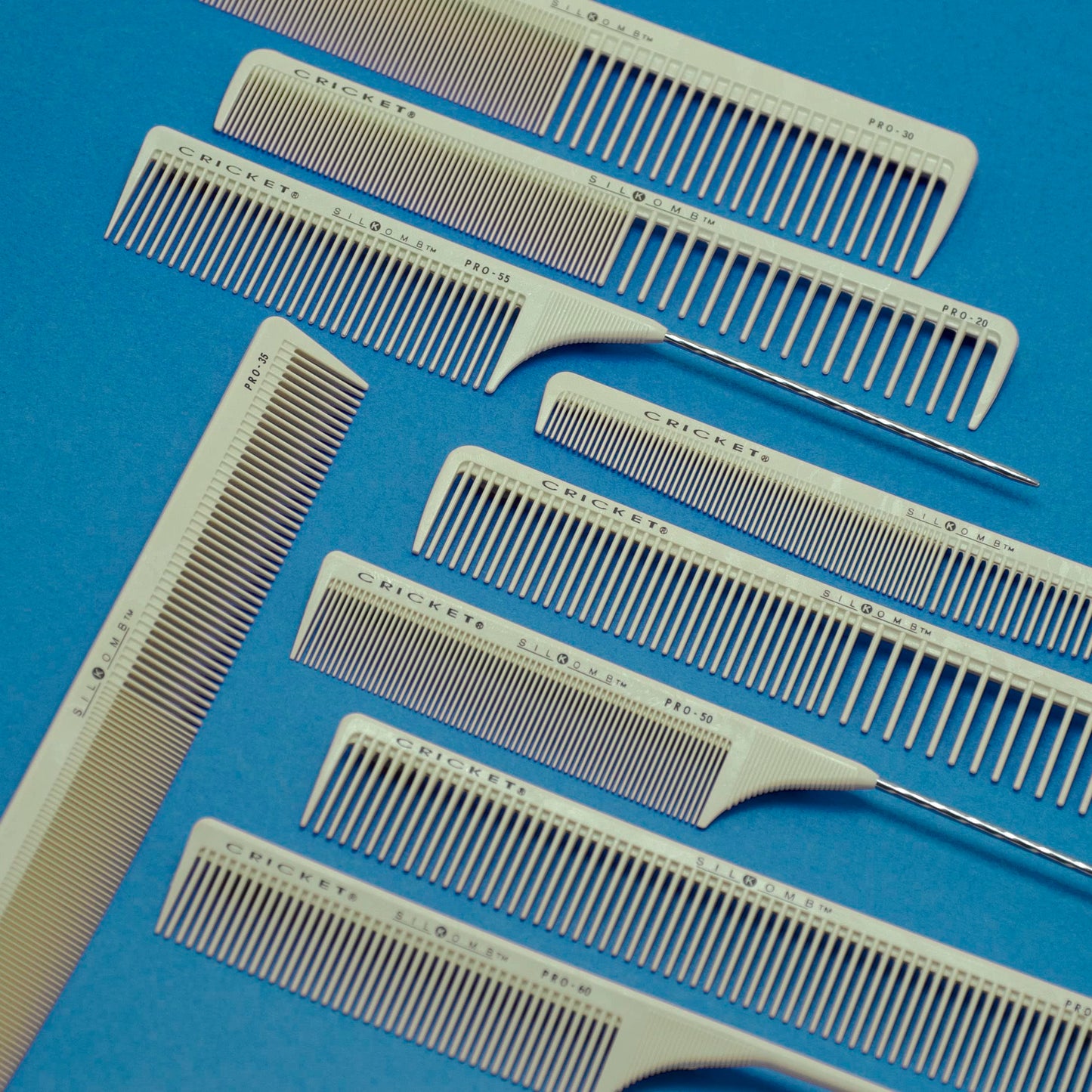 Cricket Silkomb Pro-60 Medium Tooth Rattail Comb - Japanese-Made, Silicone-Injected Design with Seamless Teeth for Precision Sectioning, Teasing