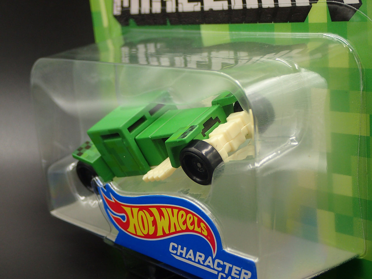 Hot Wheels Minecraft Creeper Vehicle