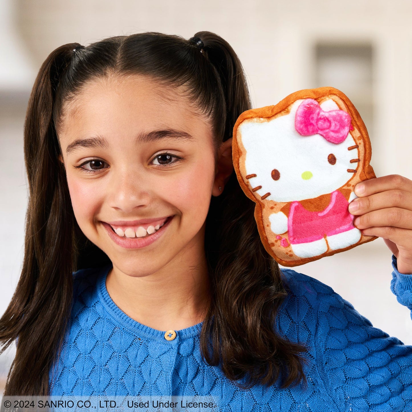 Cookeez Makery Hello Kitty and Friends Toasty Treatz Toaster | Squishy, Scented Plush Surprise | Pop-in-Bread, 6 Collectible Characters