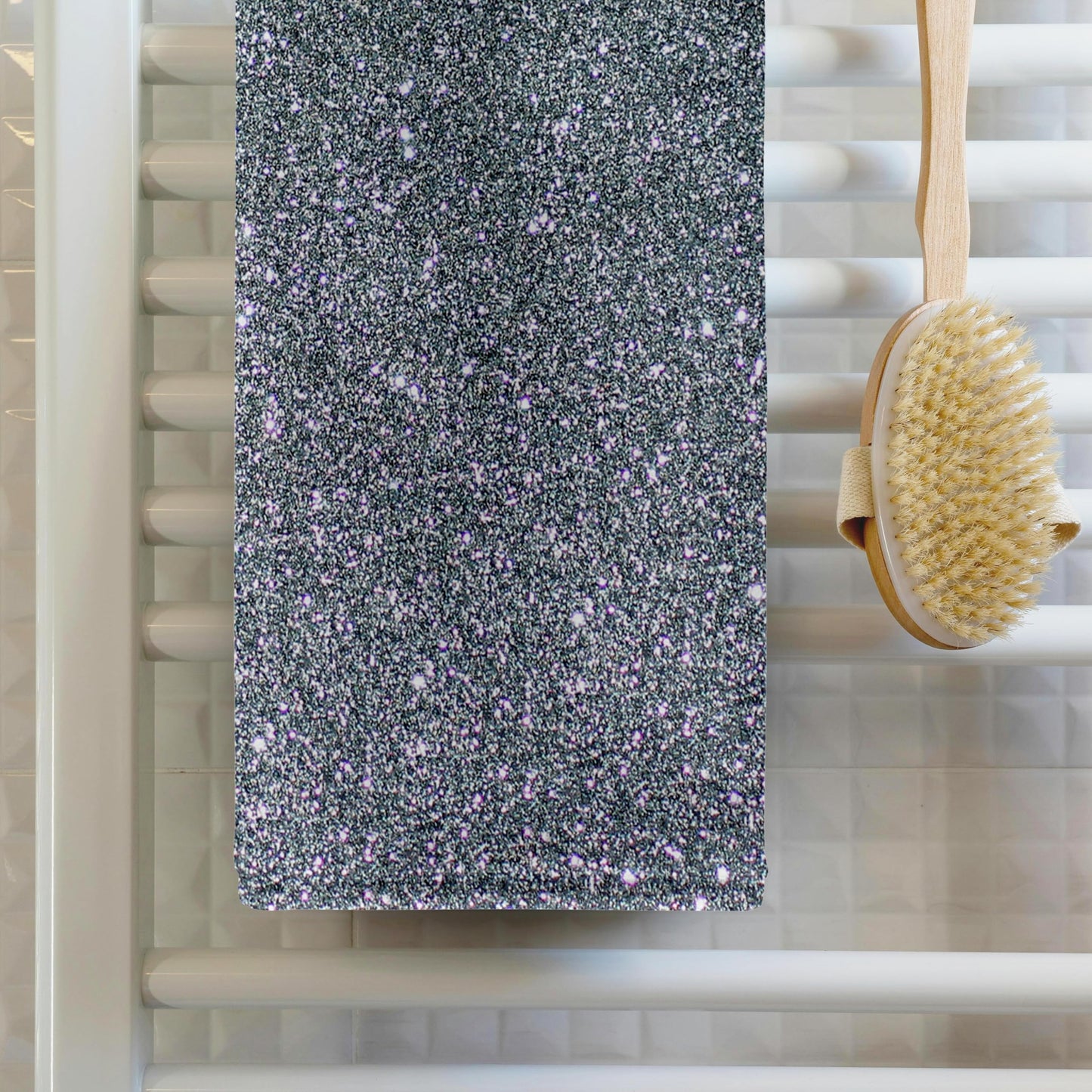 3D Rose TWL_236472_1 Silver Glamour Glitter Style Towel, 15" x 22"