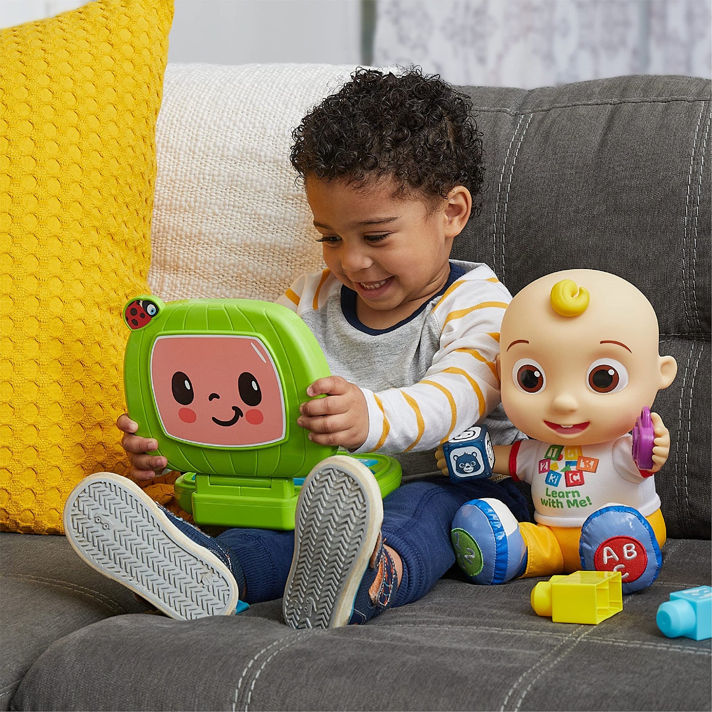 CoComelon Sing & Learn Laptop Toy | Lights, Sounds & Music Teach Letters, Numbers, Shapes & Animals | Official Toy for Kids 18M+