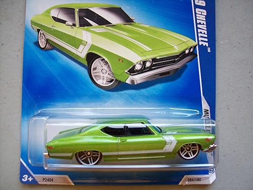 HOT WHEELS 08/10 '09 MUSCLE MANIA '69 CHEVELLE LT GREEN WITH WHITE STRIPE 084/190 by Hot Wheels