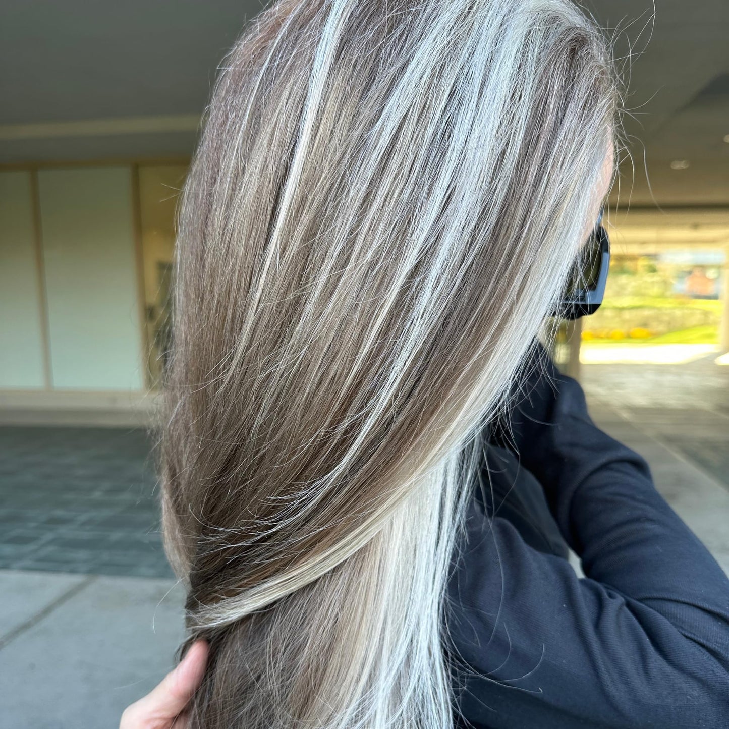 RUSK Deepshine PlatinumX Shine Spray, Shine Spray Creates Shine and Pairs Well with Heat Styling for a Glossy Finish, 4 oz.