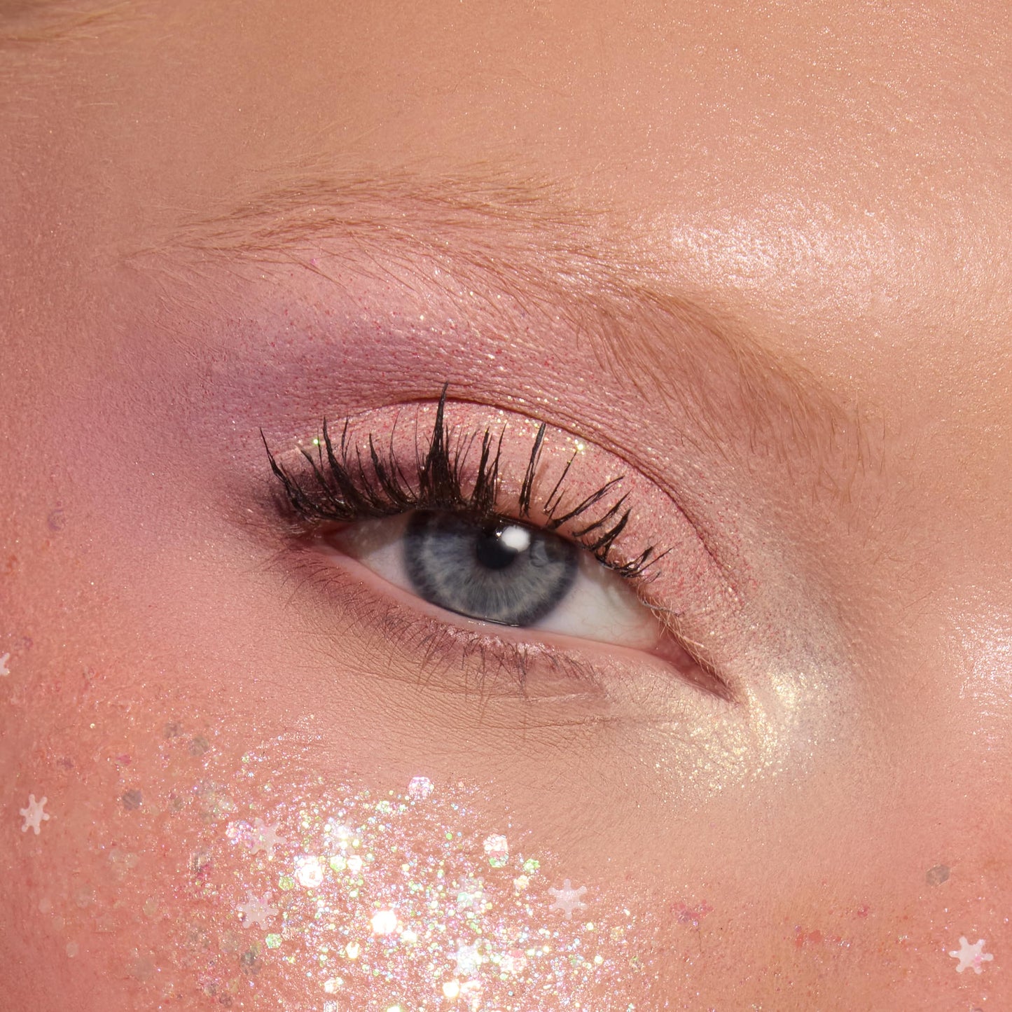 ColourPop x The Grinch How The Grinch Stole Christmas Eyeshadow Palette - Limited Edition 15 Pan Eye Makeup Palette with 5 Buildable & Blendable…