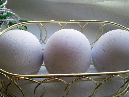 Spa Pure Tassie Lavender Bath Bombs: XL 5 oz, Ultra-Moisturizing, Individually Hand Wrapped, USA Made, (3 Count, Pack of 1)