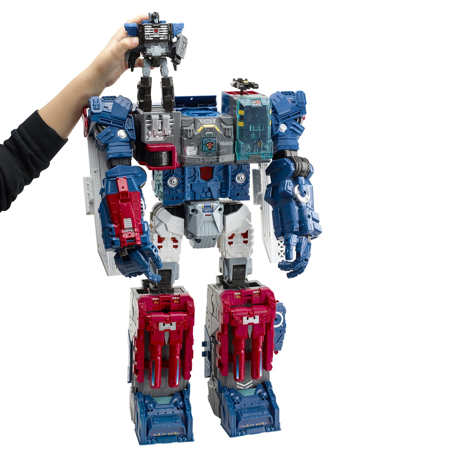 Transformers Generations Titans Return Titan Class Fortress Maximus