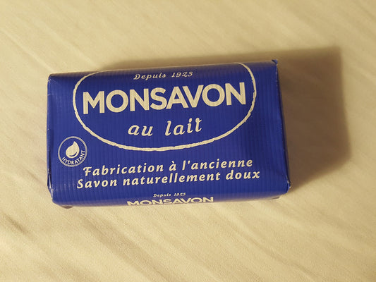 Monsavon Au Lait Soap 200g (4 Bars Soaps of 200g)