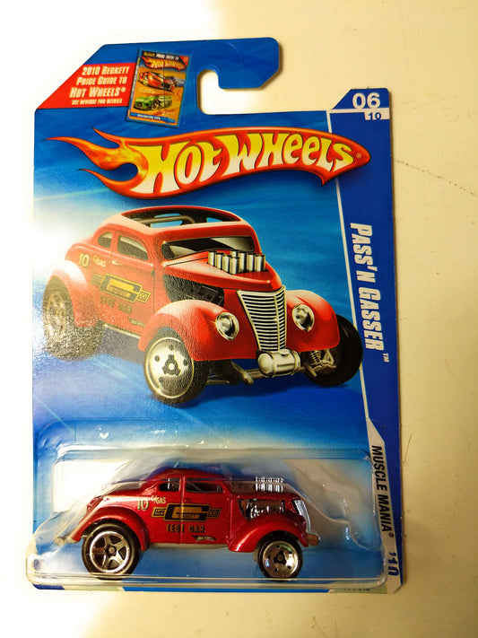 Hot Wheels 2010 Pass'N Gasser Muscle Mania 6/10 RED #104