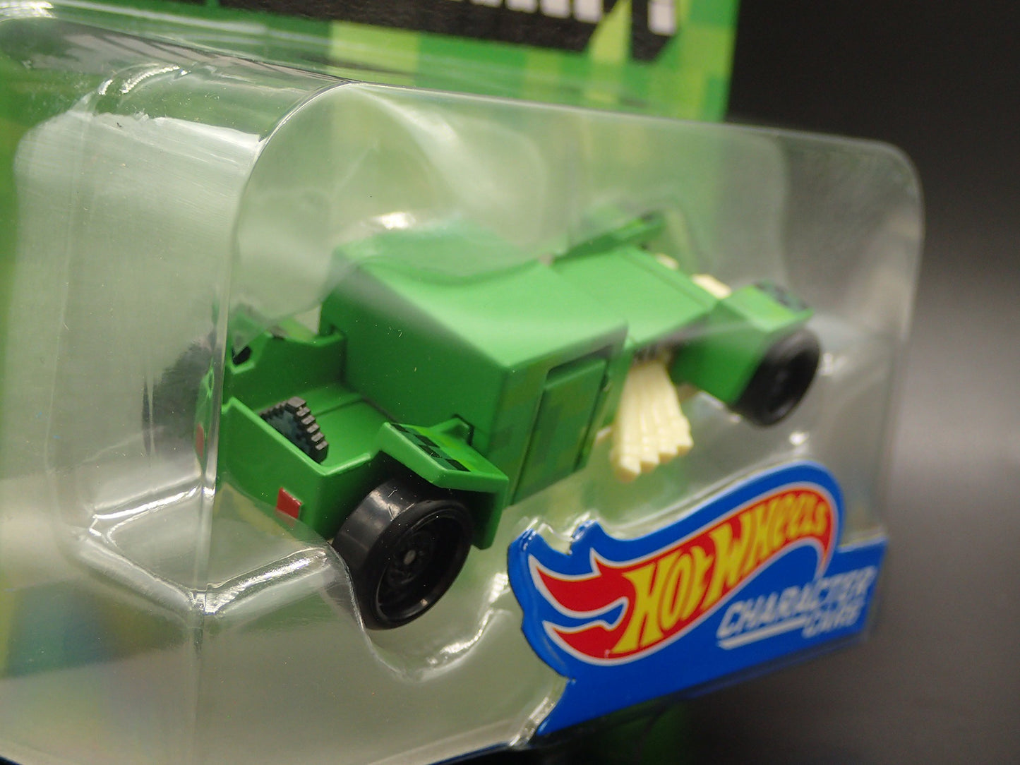 Hot Wheels Minecraft Creeper Vehicle