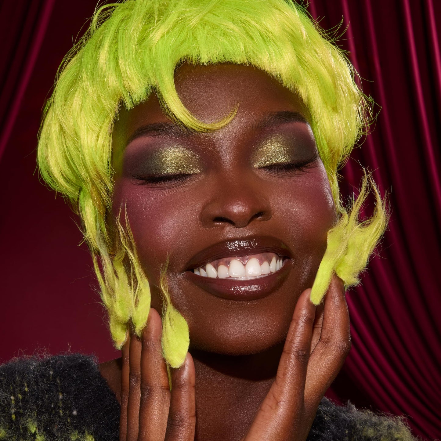 ColourPop x The Grinch How The Grinch Stole Christmas Eyeshadow Palette - Limited Edition 15 Pan Eye Makeup Palette with 5 Buildable & Blendable…