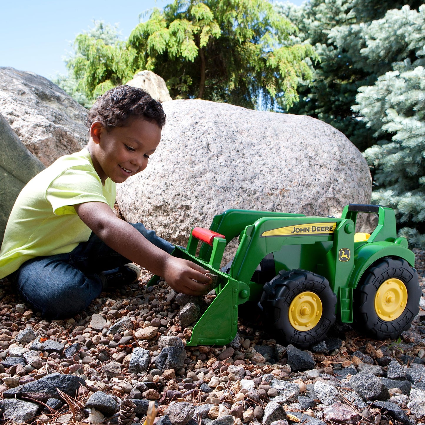 John Deere 21" Big Scoop Tractor - TBEK35850